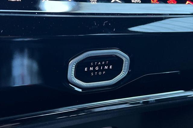 2026 Jeep Grand Cherokee L Grand Cherokee Laredo Altitude 4x4