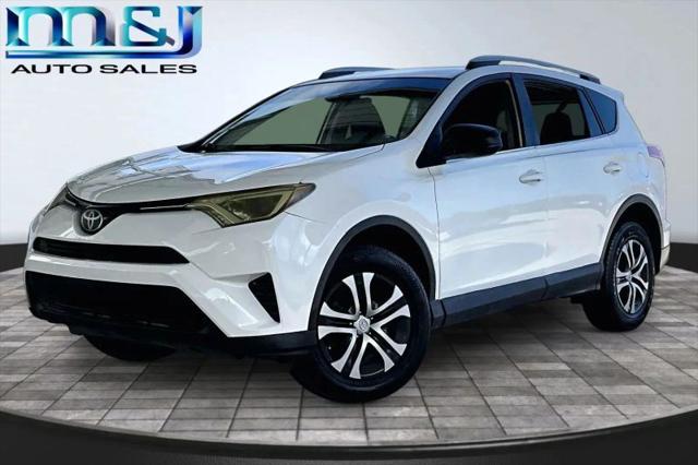 2017 Toyota RAV4 LE for sale in Jacksonville, FL