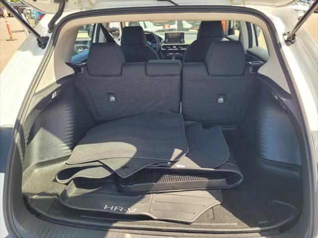 2025 Honda HR-V 2WD LX