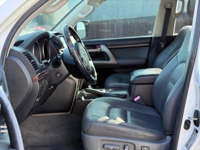 2009 Toyota Land Cruiser V8