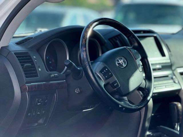 2009 Toyota Land Cruiser V8
