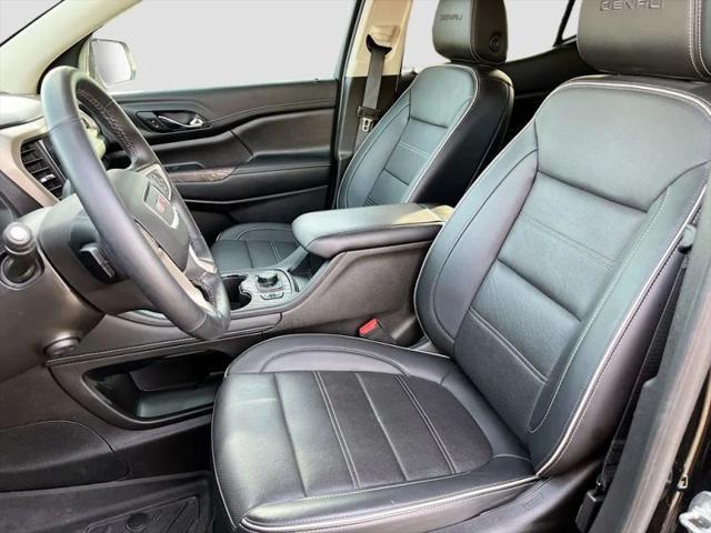 2023 GMC Acadia FWD Denali
