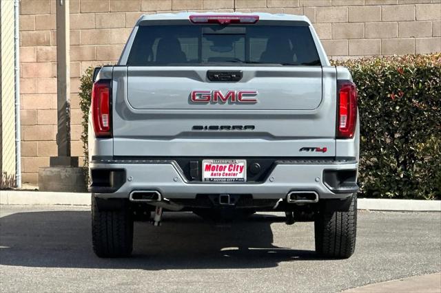 2025 GMC Sierra 1500 4WD Crew Cab Short Box AT4