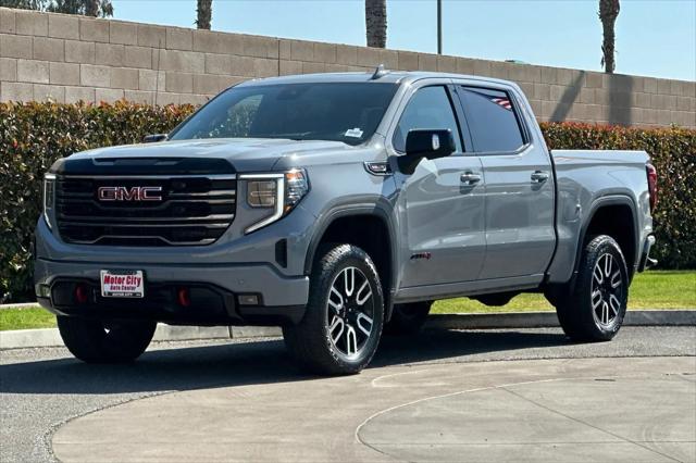 2025 GMC Sierra 1500 4WD Crew Cab Short Box AT4