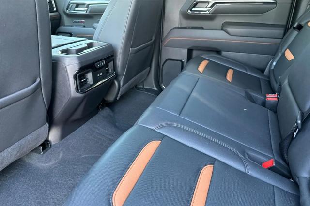 2025 GMC Sierra 1500 4WD Crew Cab Short Box AT4