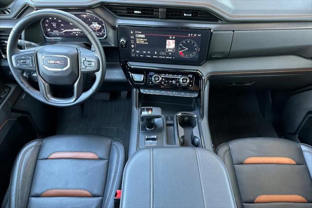 2025 GMC Sierra 1500 4WD Crew Cab Short Box AT4