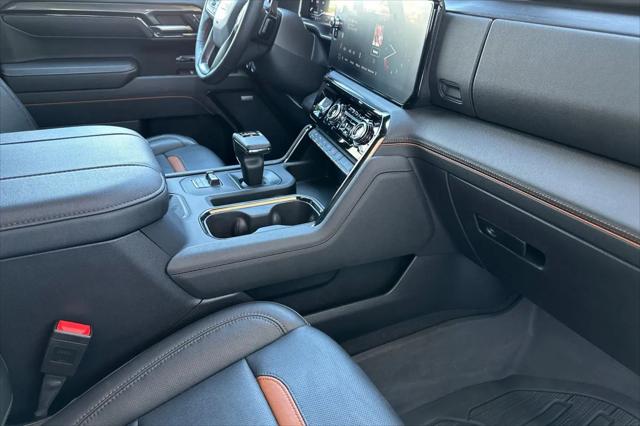 2025 GMC Sierra 1500 4WD Crew Cab Short Box AT4