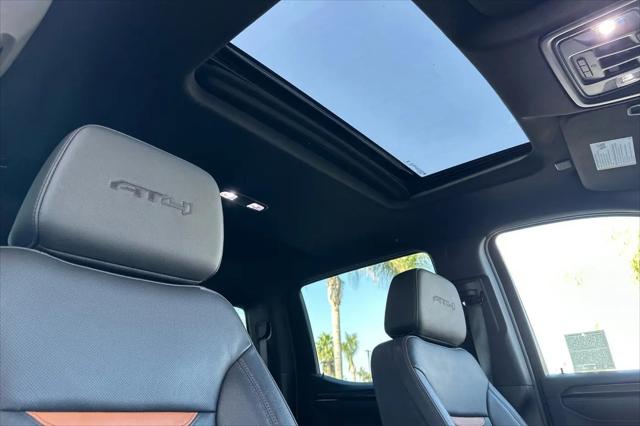 2025 GMC Sierra 1500 4WD Crew Cab Short Box AT4