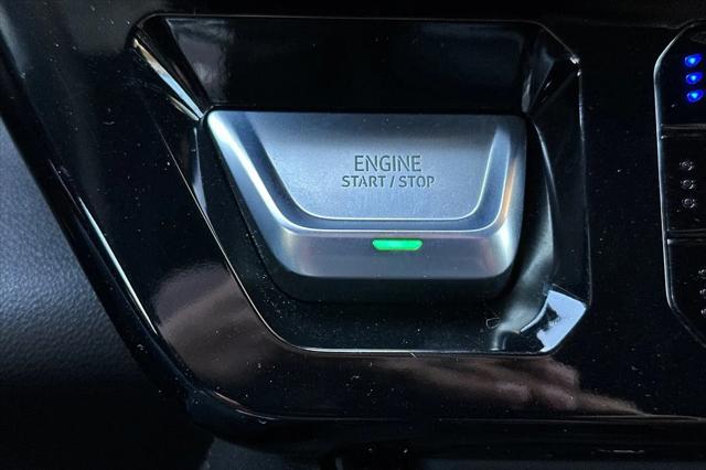2025 GMC Sierra 1500 4WD Crew Cab Short Box AT4