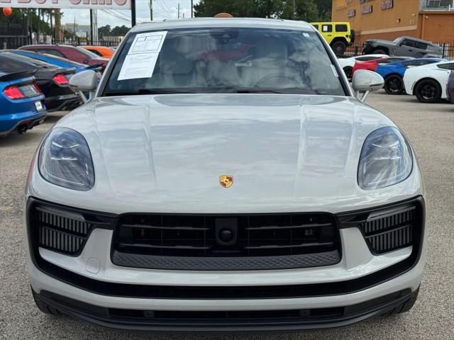 2022 Porsche Macan S