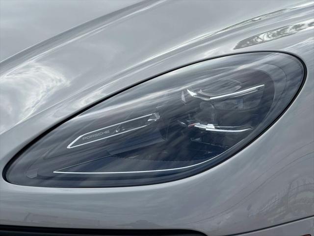 2022 Porsche Macan S