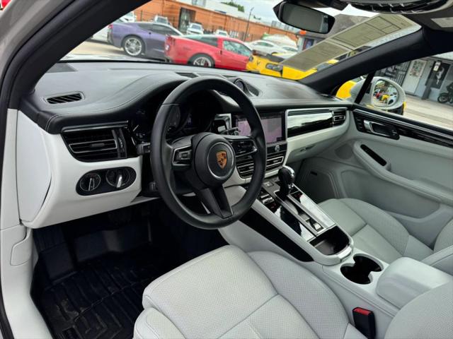 2022 Porsche Macan S