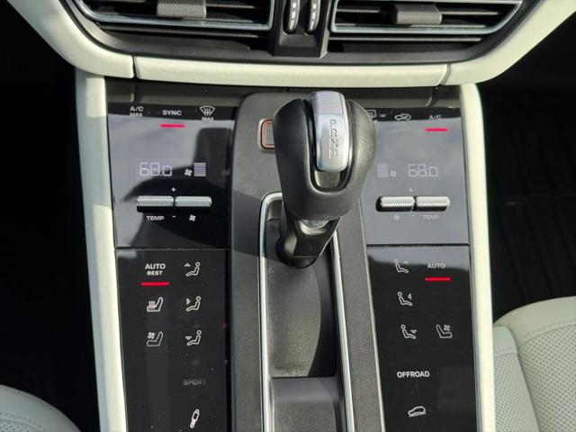 2022 Porsche Macan S