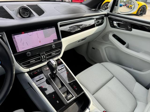 2022 Porsche Macan S