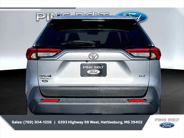 2023 Toyota RAV4 XLE Premium
