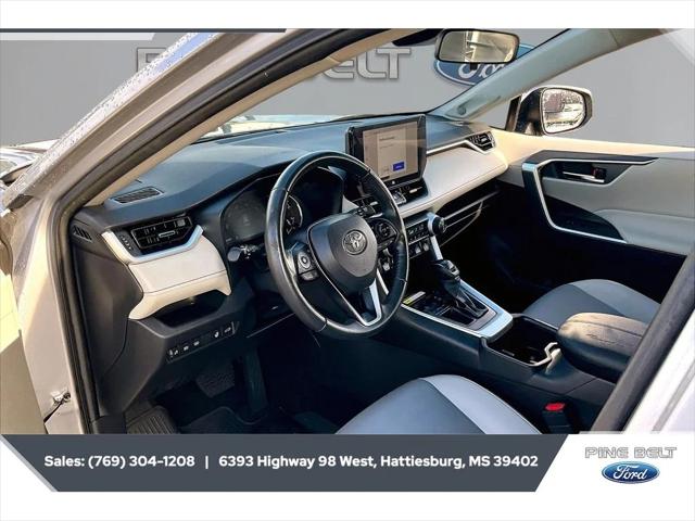 2023 Toyota RAV4 XLE Premium