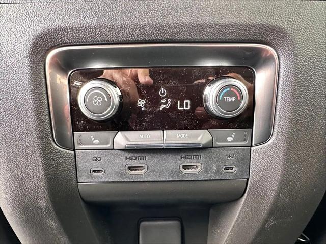 2026 GMC Yukon XL 4WD Elevation