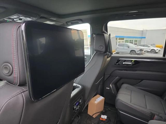 2026 Chevrolet Suburban RST, 4WD