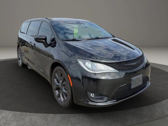 2019 Chrysler Pacifica Touring Plus for sale in Redford, MI