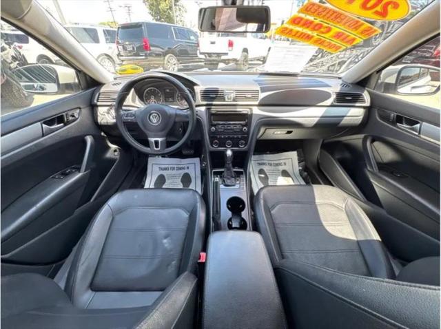 2014 Volkswagen Passat 2.5L Wolfsburg Edition