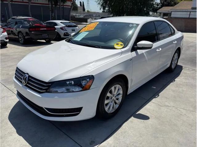 2014 Volkswagen Passat 2.5L Wolfsburg Edition