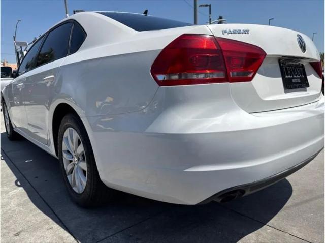2014 Volkswagen Passat 2.5L Wolfsburg Edition