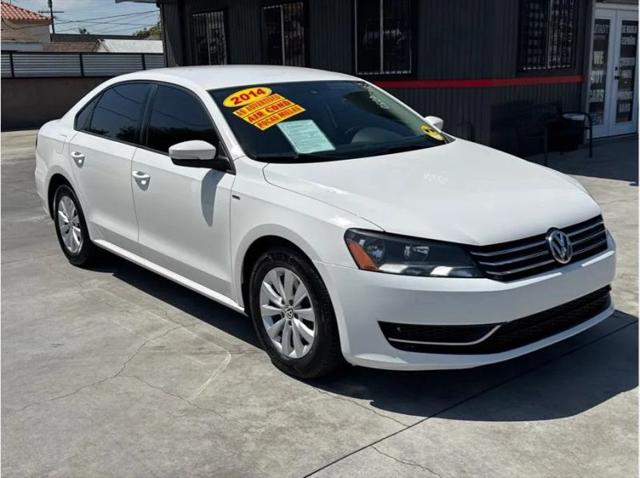 2014 Volkswagen Passat 2.5L Wolfsburg Edition for sale in South Gate, CA