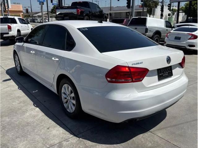 2014 Volkswagen Passat 2.5L Wolfsburg Edition