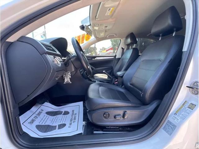 2014 Volkswagen Passat 2.5L Wolfsburg Edition
