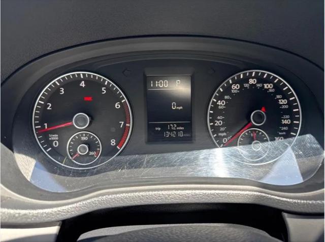 2014 Volkswagen Passat 2.5L Wolfsburg Edition