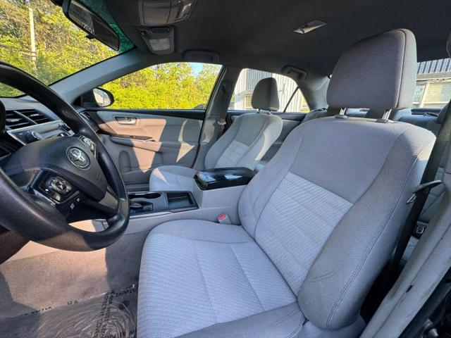 2017 Toyota Camry LE