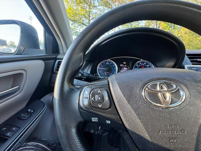 2017 Toyota Camry LE