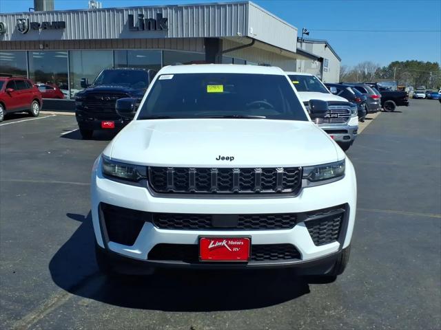 2026 Jeep Grand Cherokee L Altitude 4x4