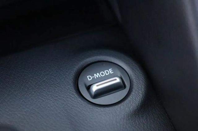 2025 Nissan Z Performance Automatic Transmission