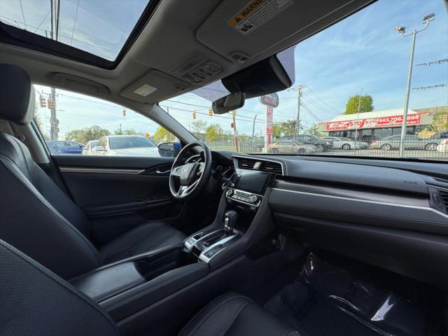 2019 Honda Civic Touring