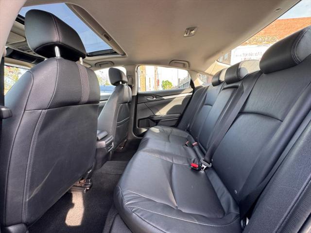 2019 Honda Civic Touring