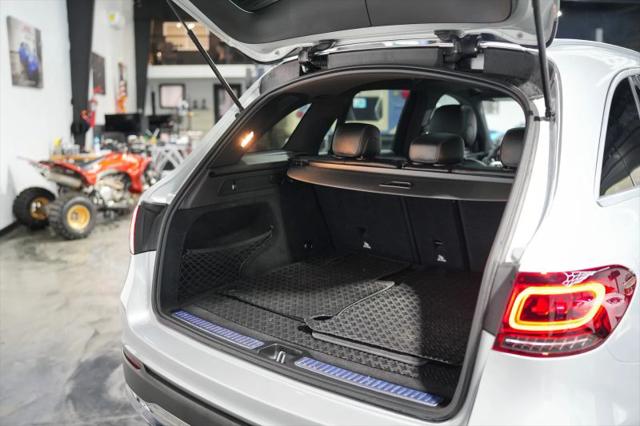 2020 Mercedes-Benz GLC 300
