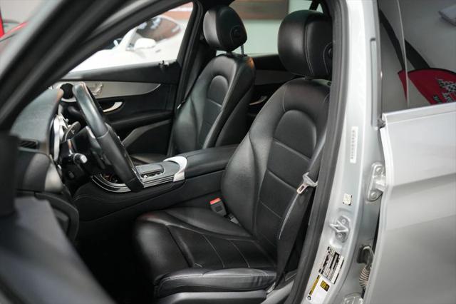 2020 Mercedes-Benz GLC 300