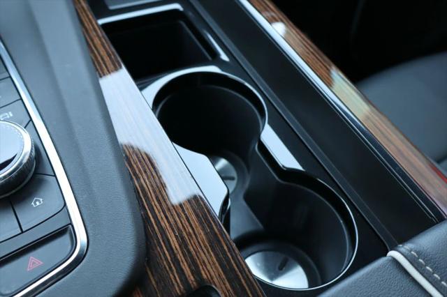 2023 Cadillac Escalade 2WD Luxury
