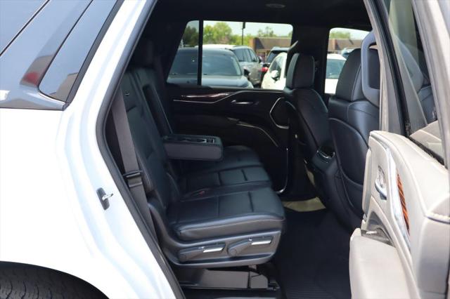 2023 Cadillac Escalade 2WD Luxury