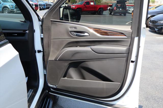 2023 Cadillac Escalade 2WD Luxury