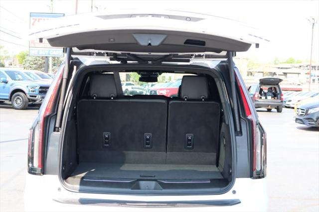 2023 Cadillac Escalade 2WD Luxury