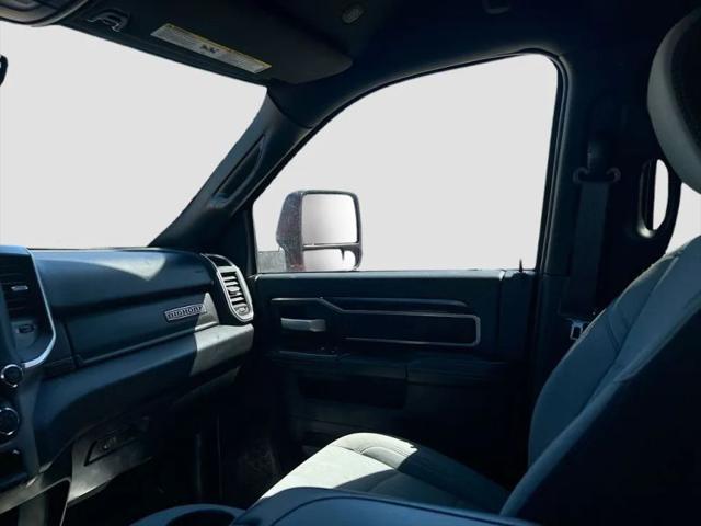 2024 Ram 2500 Big Horn Crew Cab 4x4 6'4" Box