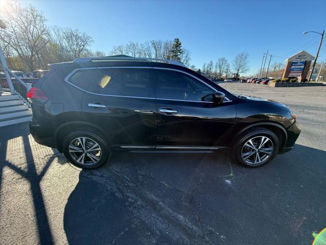 2017 Nissan Rogue SL