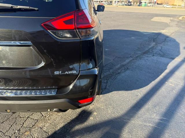 2017 Nissan Rogue SL