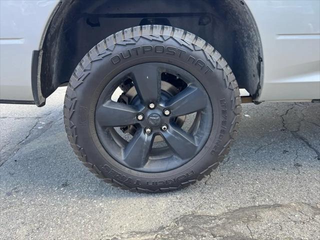 2019 Ram 1500 Classic Express Quad Cab 4x4 6'4" Box