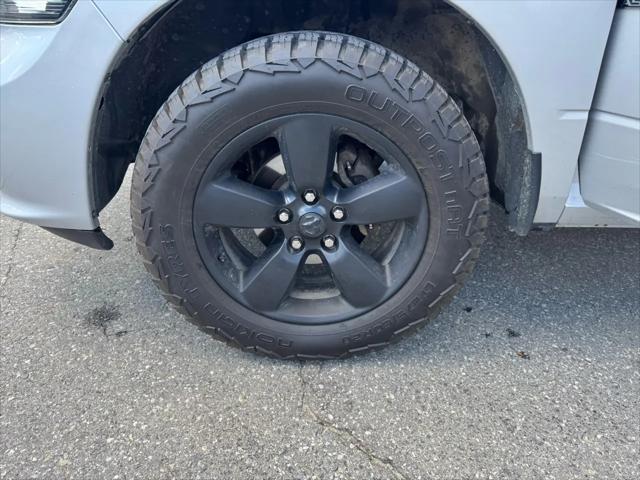 2019 Ram 1500 Classic Express Quad Cab 4x4 6'4" Box