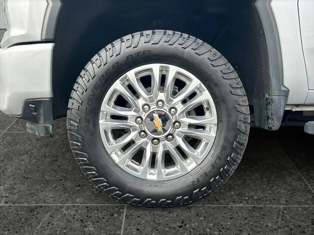 2022 Chevrolet Silverado 3500HD 4WD Crew Cab Standard Bed High Country