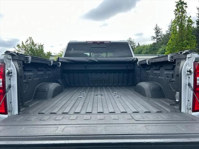 2022 Chevrolet Silverado 3500HD 4WD Crew Cab Standard Bed High Country