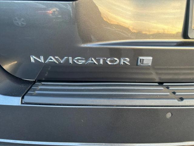 2016 Lincoln Navigator L Select